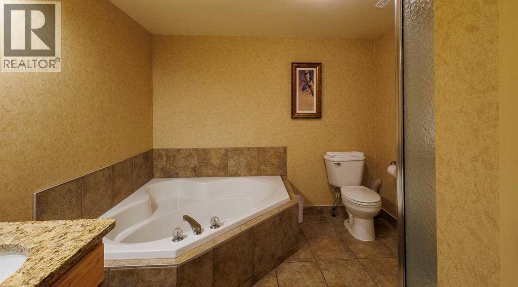 401 4 Street Property Photo 17