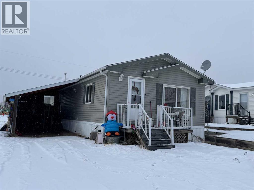5702 51 Street Property Photo 1