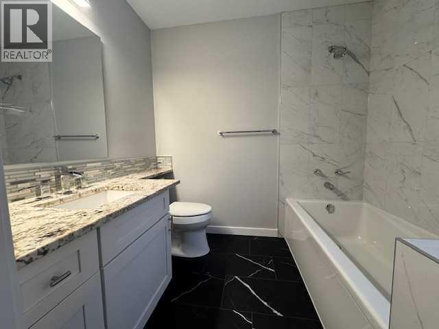 5226 18 Avenue Property Photo 11