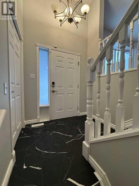 5226 18 Avenue Property Photo 17