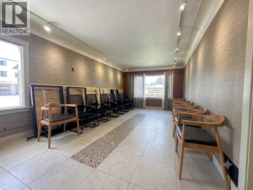 601 Marsh Road Ne Property Photo 6