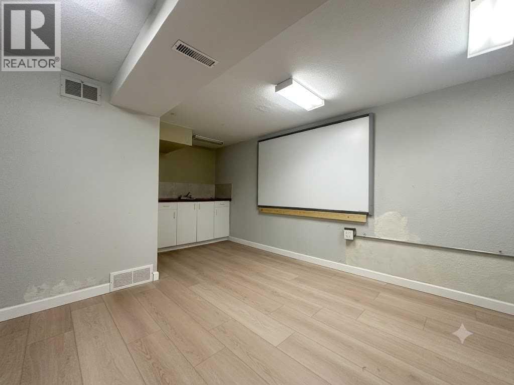 601 Marsh Road Ne Property Photo 13