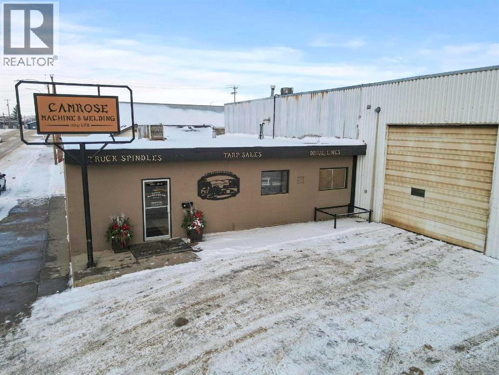 5013 48 Street Property Photo 1