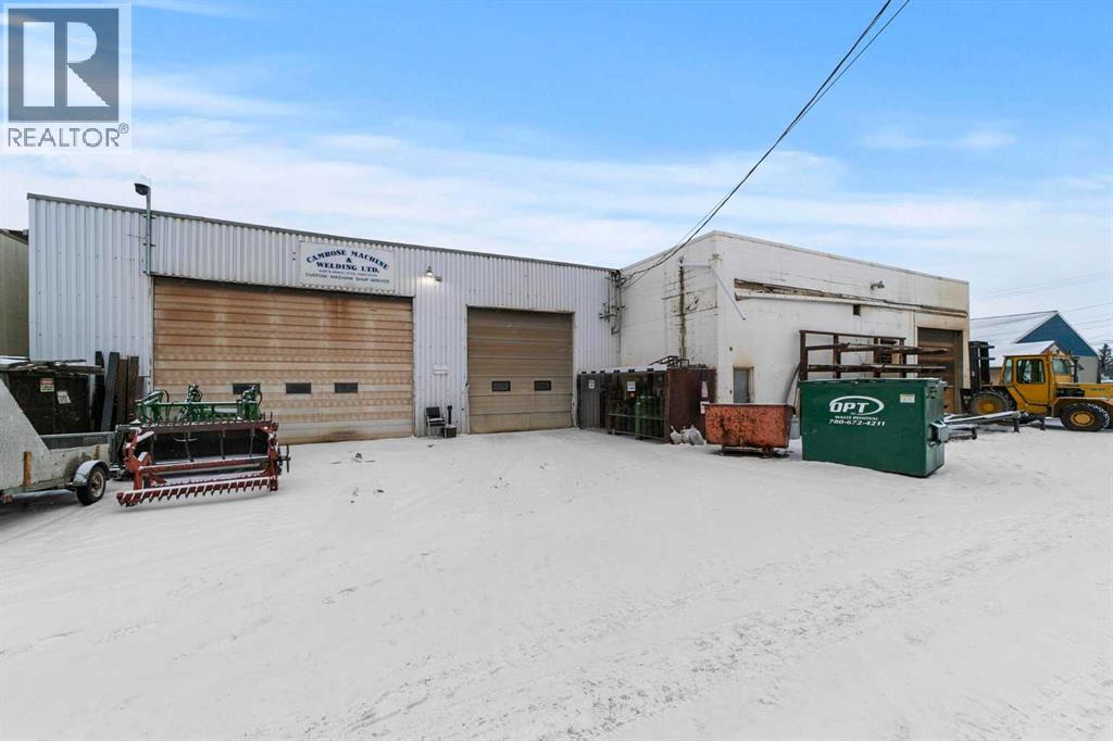 5013 48 Street Property Photo 7