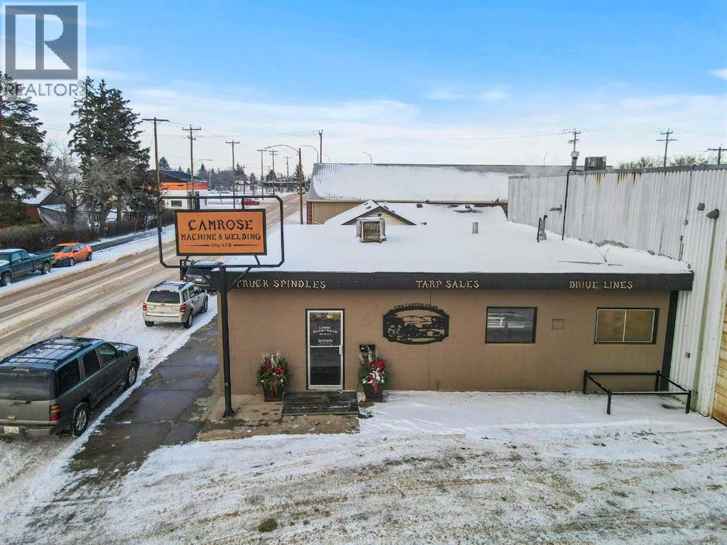5013 48 Street Property Photo 18