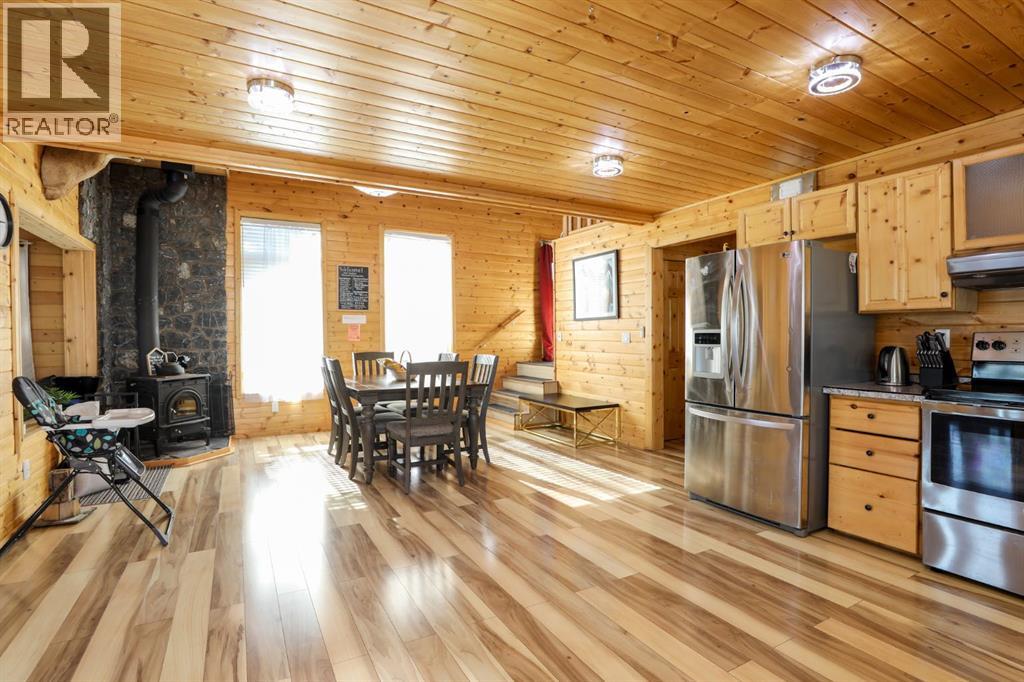 26 Mount Vista Drive Property Photo 13