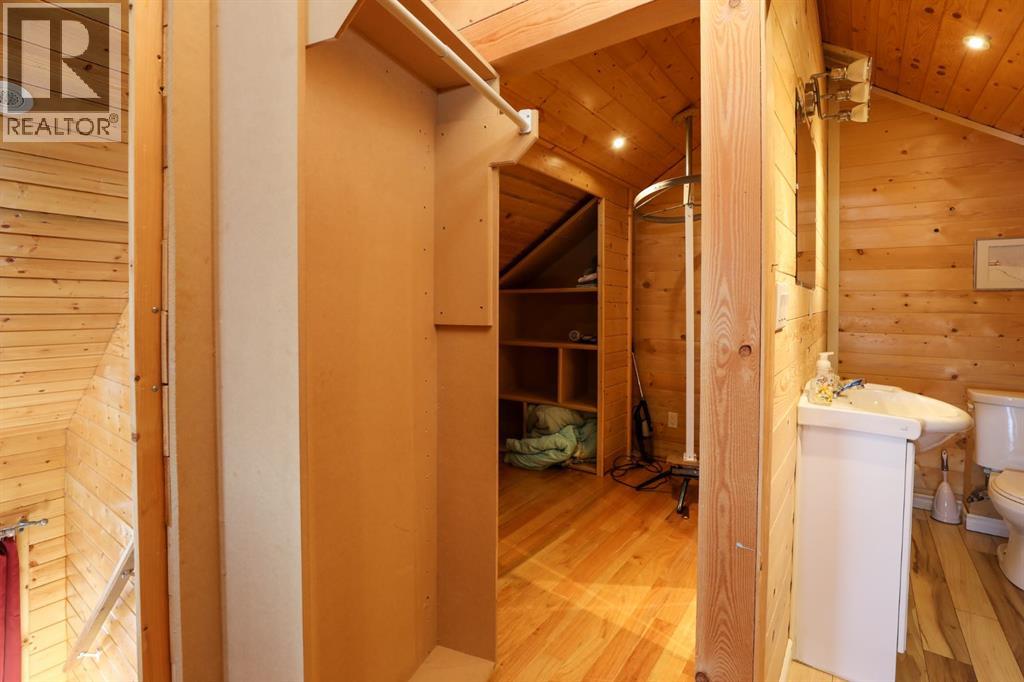 26 Mount Vista Drive Property Photo 25