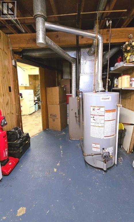 101 Avenue Property Photo 29