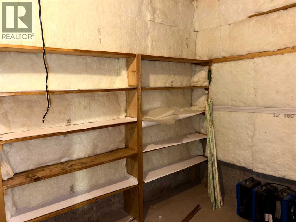 5019 51 Street Property Photo 17