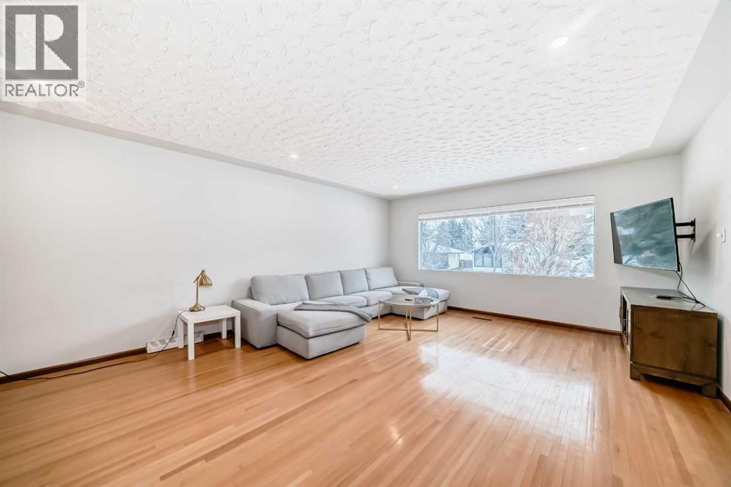 31 Fenton Road Se Property Photo 3