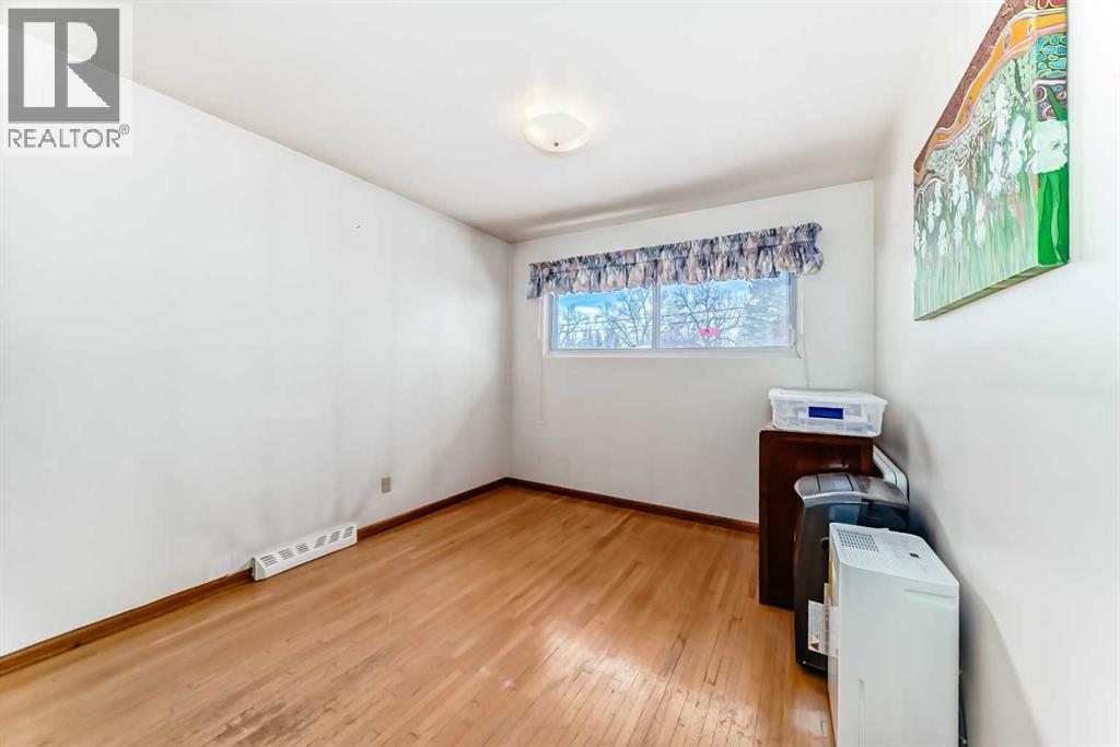 31 Fenton Road Se Property Photo 17