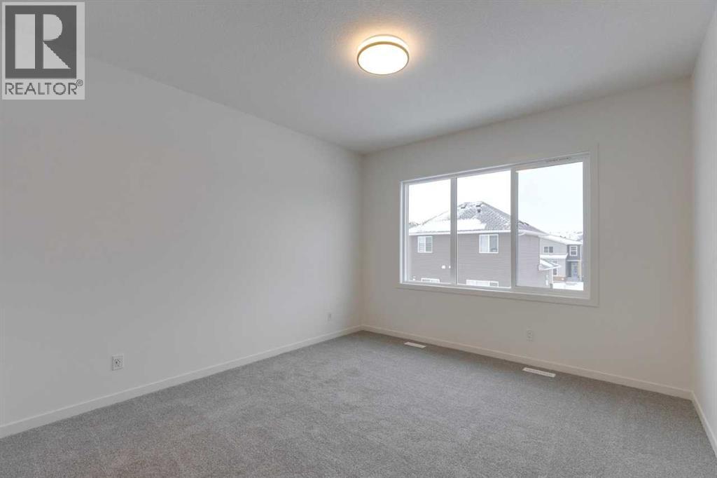 1402 Bayview Crescent Sw Property Photo 22