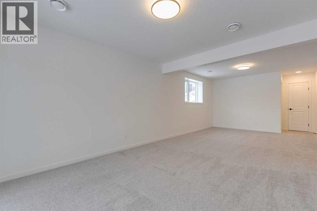 1402 Bayview Crescent Sw Property Photo 32