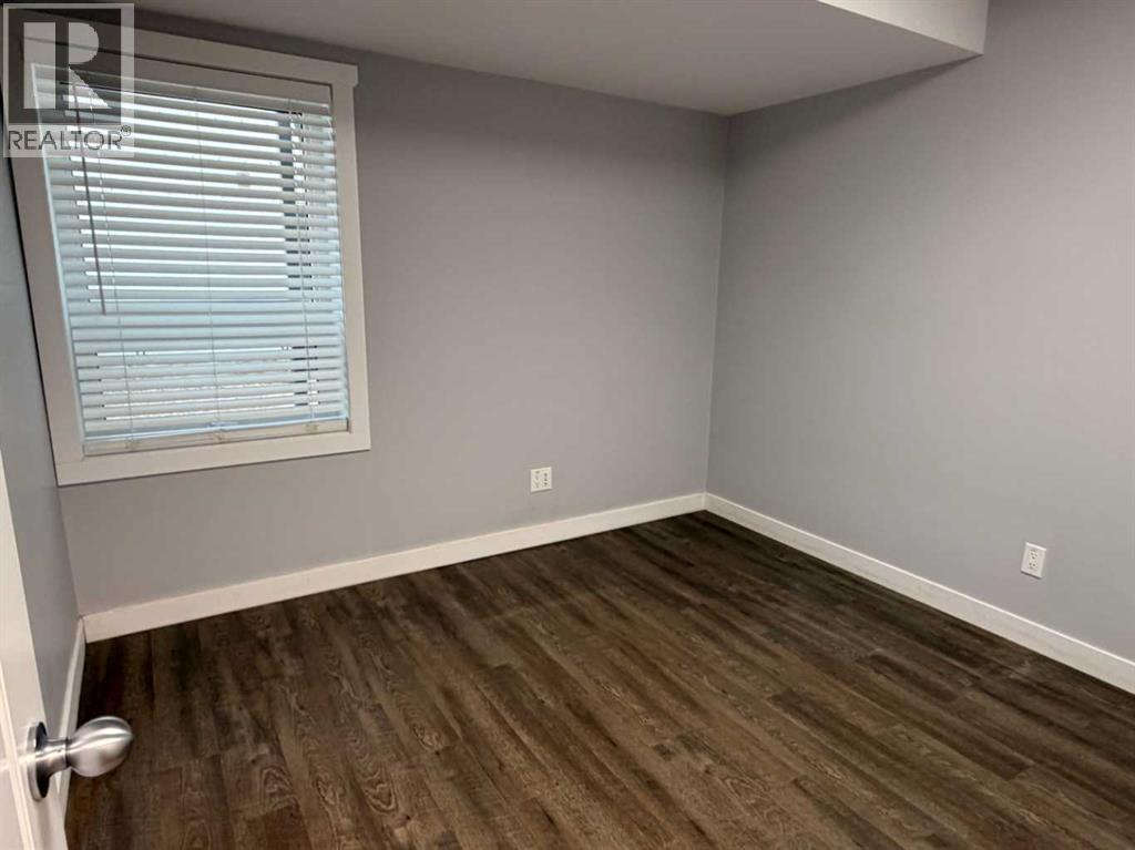5311 64 Avenue Property Photo 10