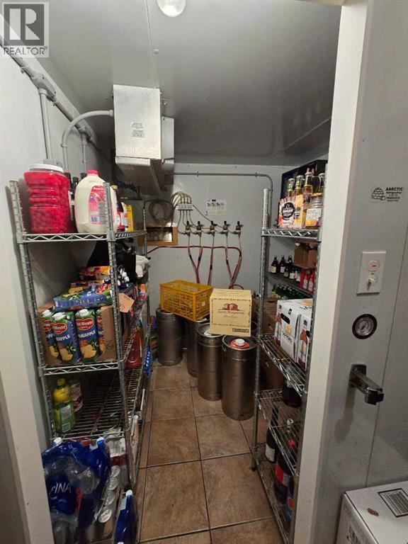 123 4 Street S Property Photo 10