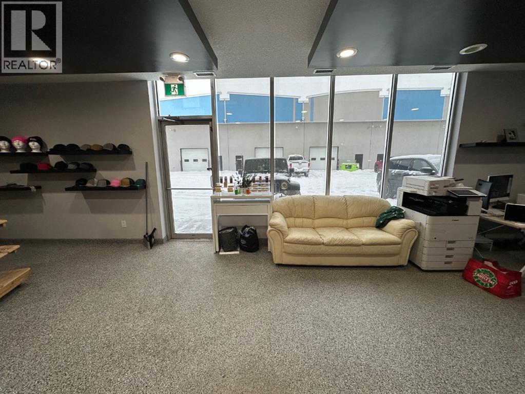 10920 84 Property Photo 3