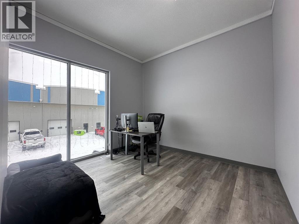 10920 84 Property Photo 8