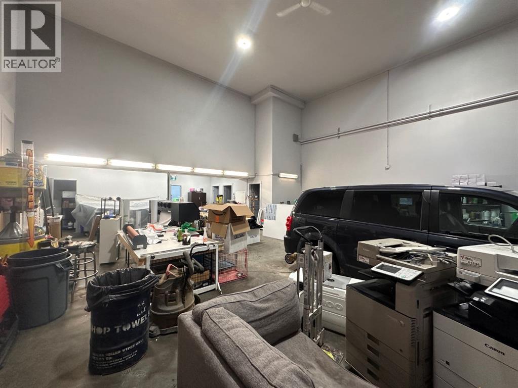 10920 84 Property Photo 23
