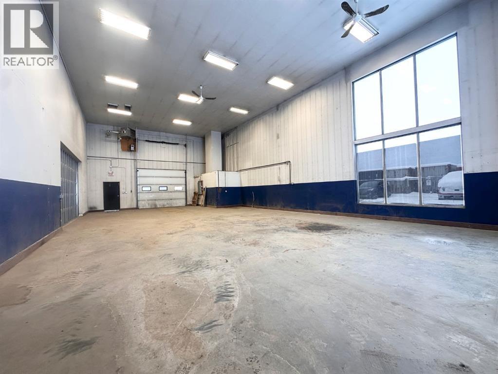 10920 84 Property Photo 5
