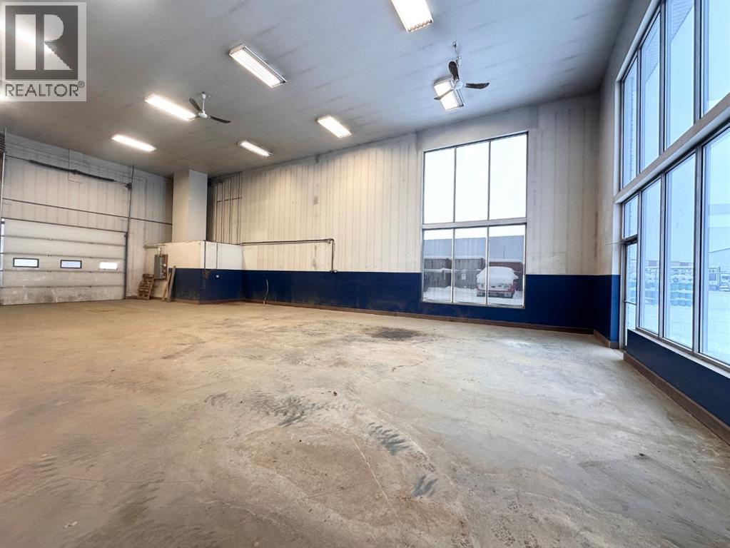 10920 84 Property Photo 6