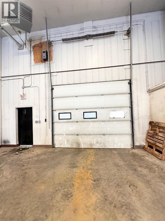 10920 84 Property Photo 9