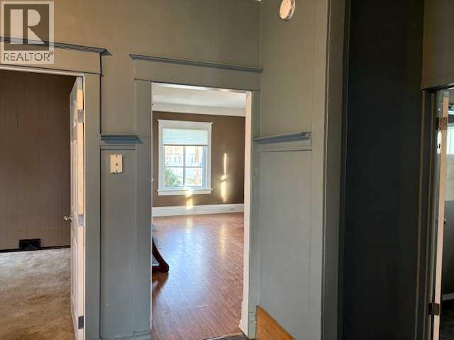 4919 49 Street Property Photo 8