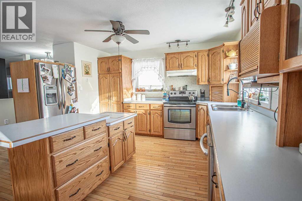 109531 Range Road 175 Property Photo 8