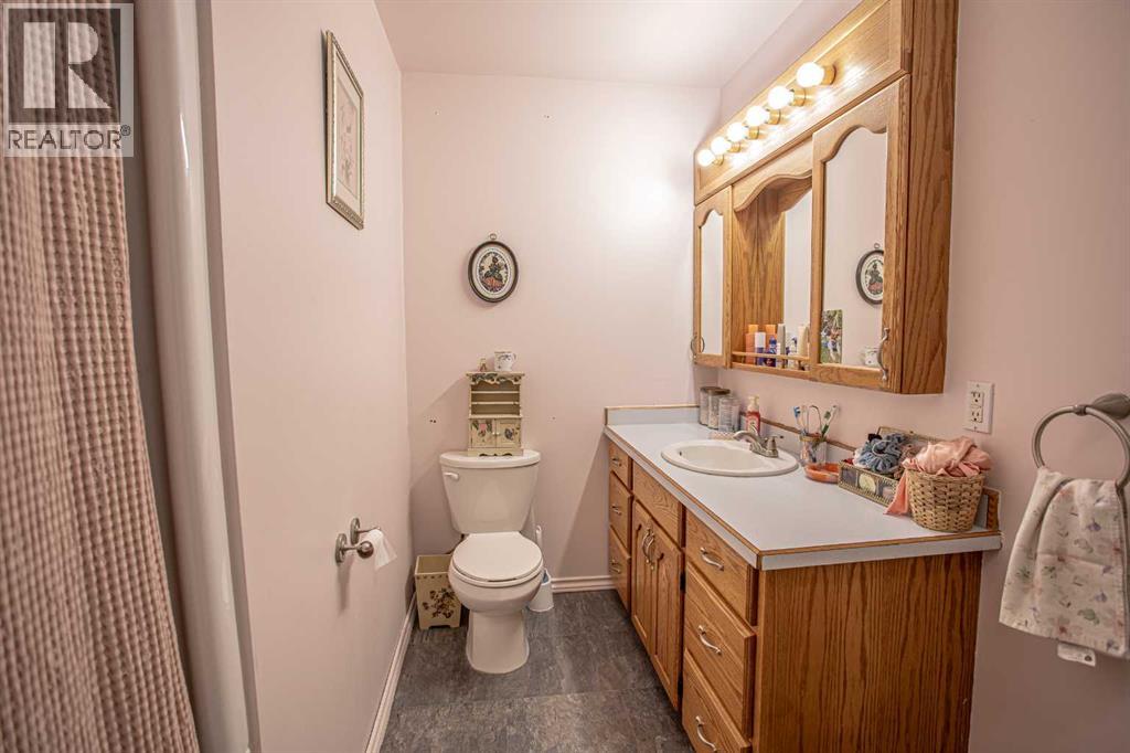109531 Range Road 175 Property Photo 23