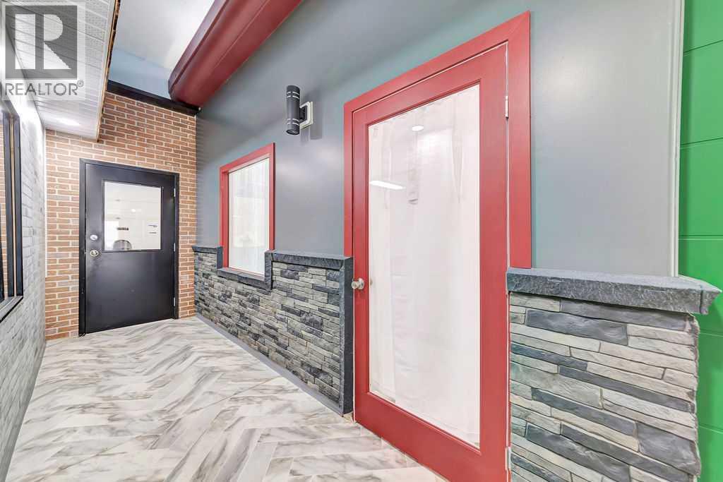 5034 51 Avenue Property Photo 17