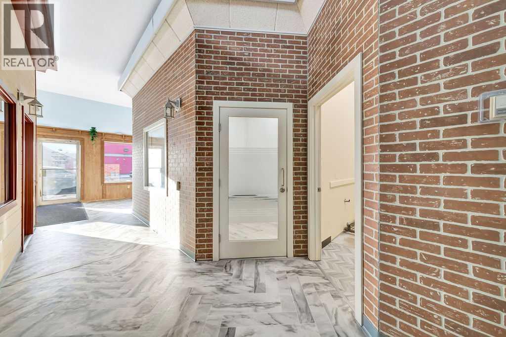 5034 51 Avenue Property Photo 19
