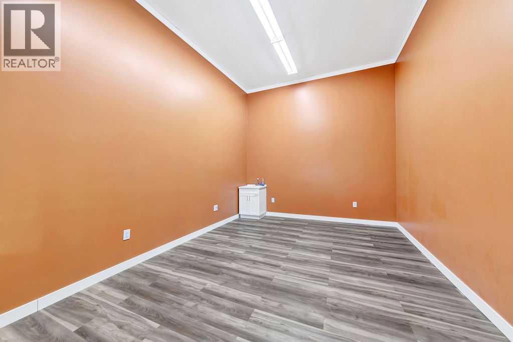 5034 51 Avenue Property Photo 26