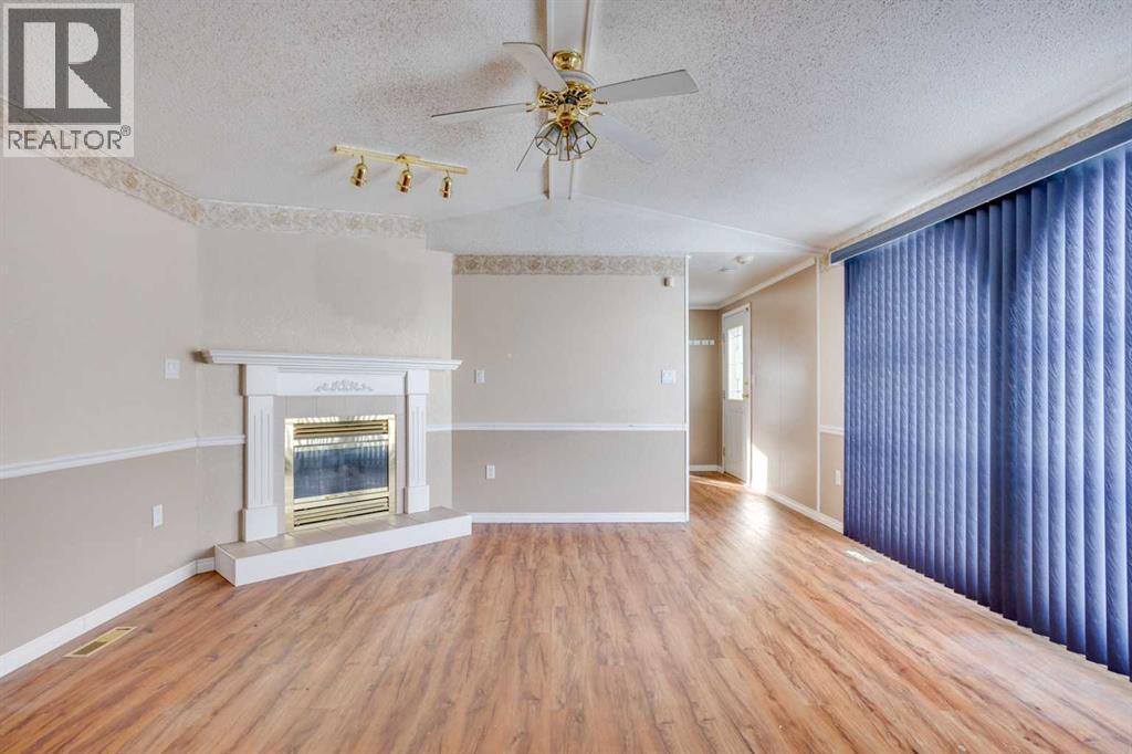172 Clausen Crescent Property Photo 8