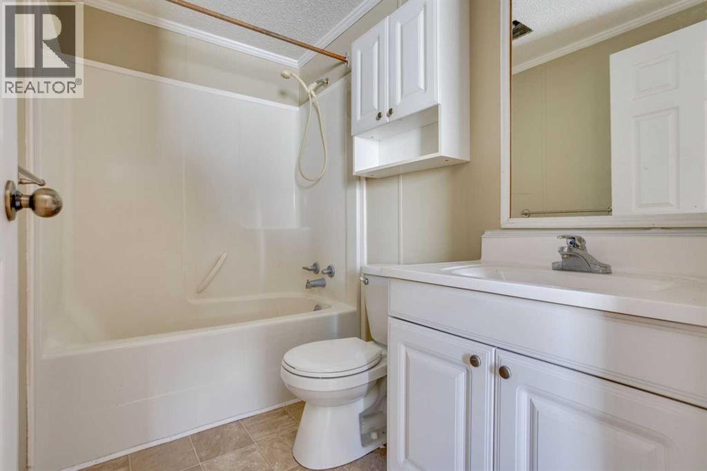 172 Clausen Crescent Property Photo 25