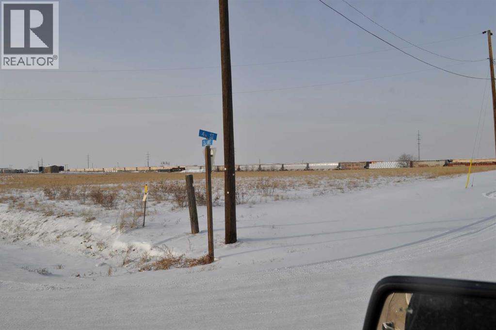647 2 Avenue Property Photo 4