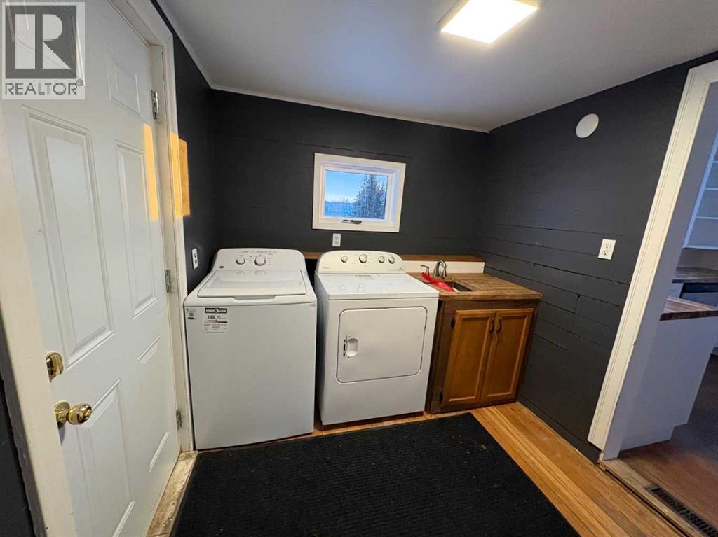 40025 Range Road 222 Property Photo 8