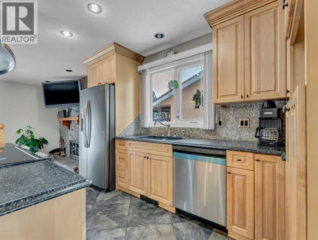 2508 12 Avenue Se Property Photo 8