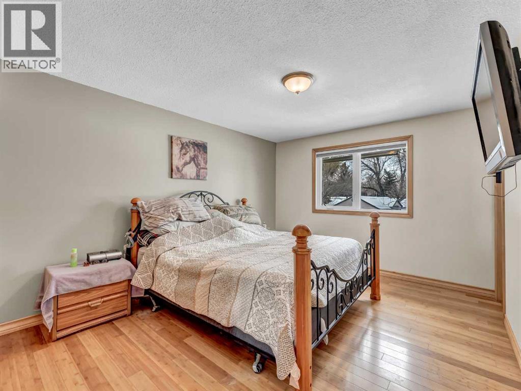 2508 12 Avenue Se Property Photo 22