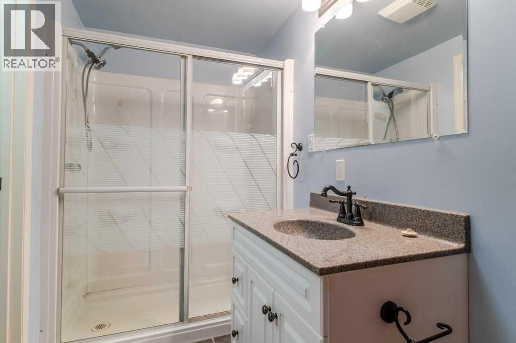 40 Neal Close Property Photo 17