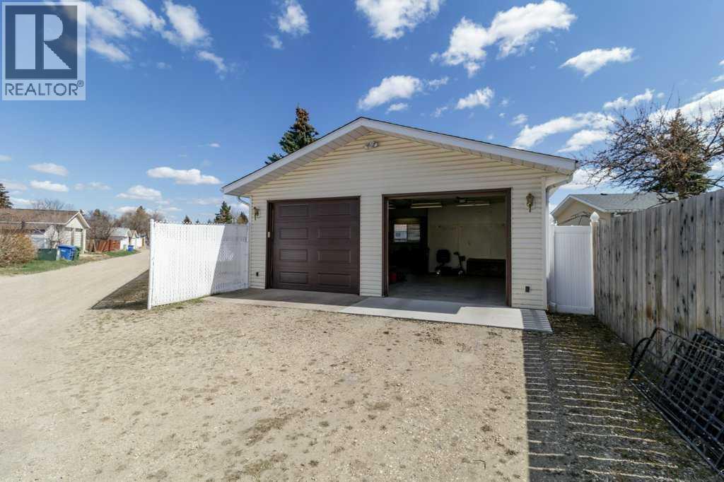 40 Neal Close Property Photo 28