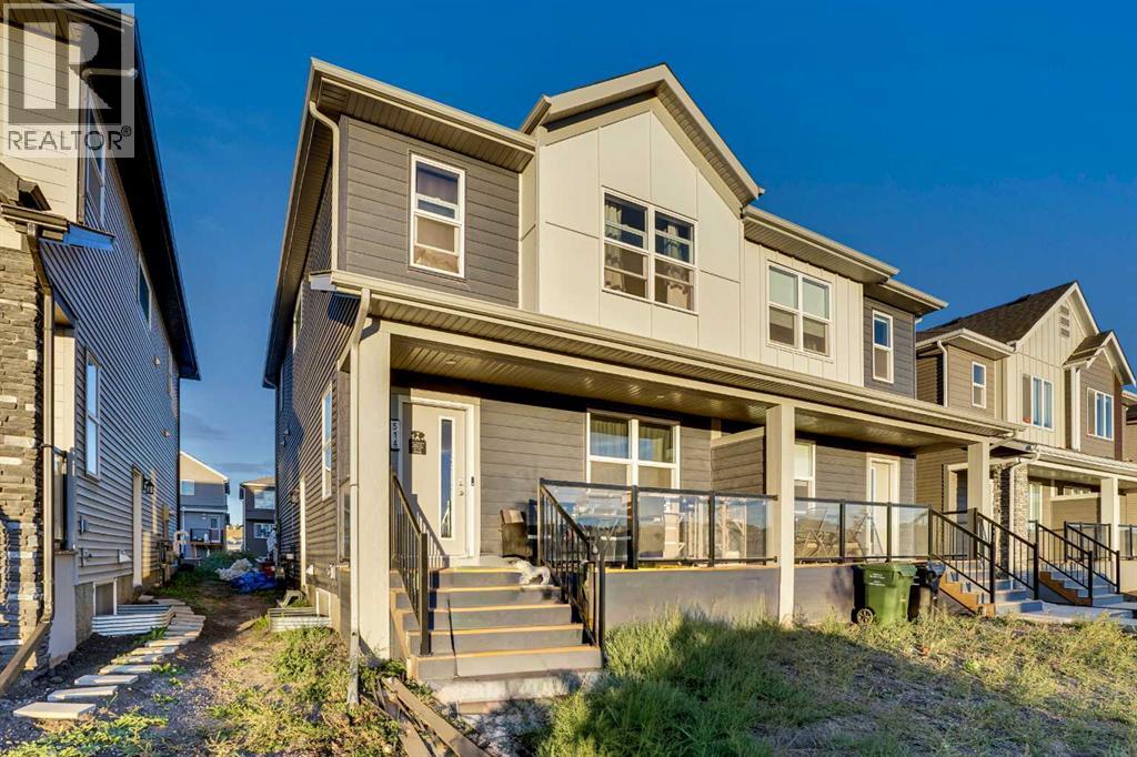 514 Wolf Willow Boulevard Se Property Photo 1