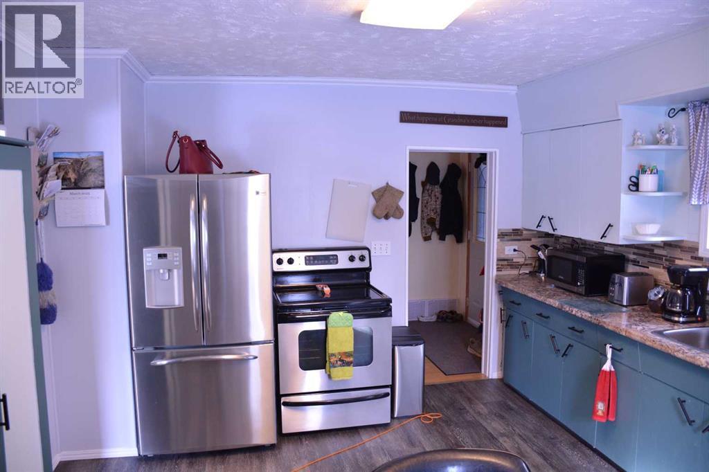 81573 Hwy 2 Property Photo 12