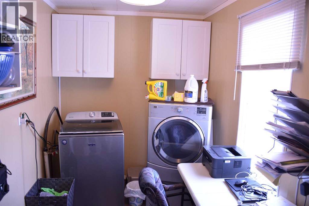 81573 Hwy 2 Property Photo 19