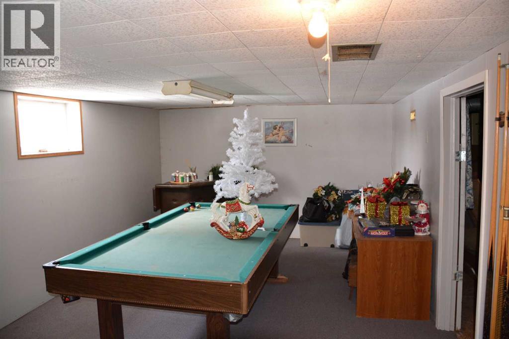 81573 Hwy 2 Property Photo 24