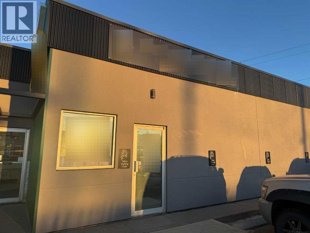 1022 1 Avenue Property Photo 1