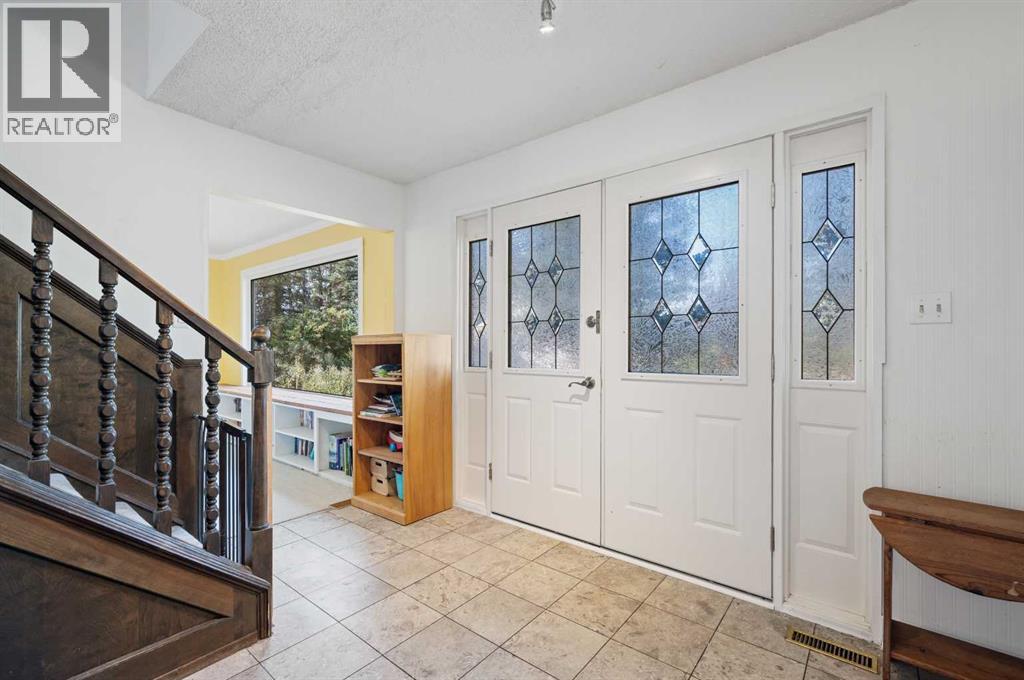 243003 Boundary Road Property Photo 8