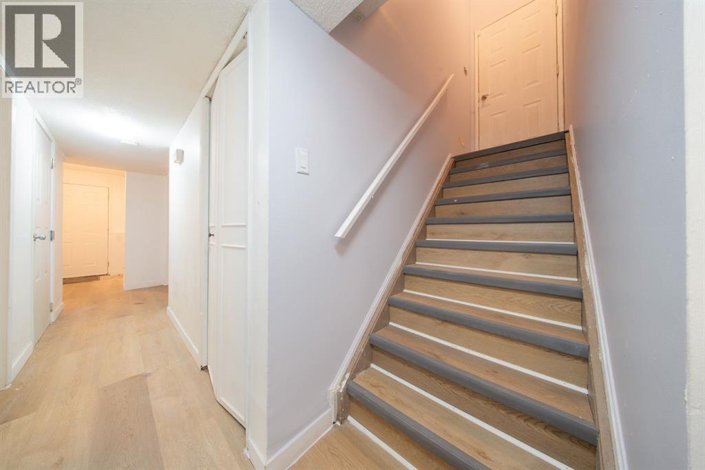 5402 54 Avenue Property Photo 16