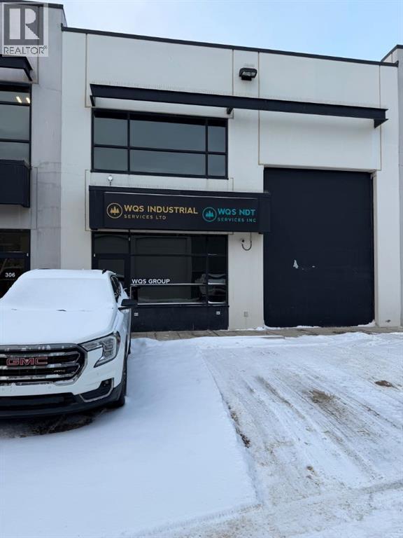 400 Mackenzie Boulevard Photo de la propriété 1