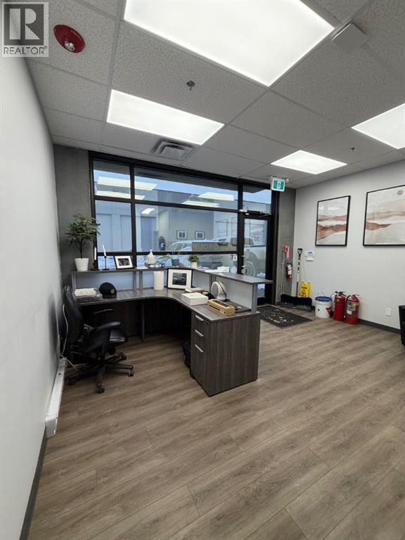 400 Mackenzie Boulevard Property Photo 2