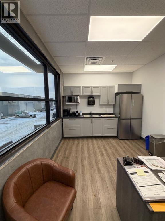 400 Mackenzie Boulevard Property Photo 11