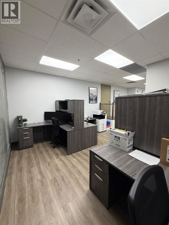400 Mackenzie Boulevard Property Photo 18